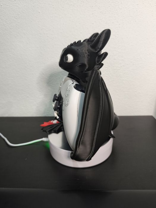 Suporte de Comando PS5 Banguela - O Toque Geek Que Falta No Seu Setup