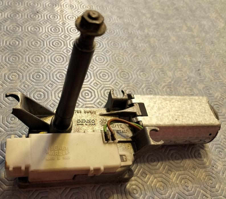 Motor limpa vidros traseiro