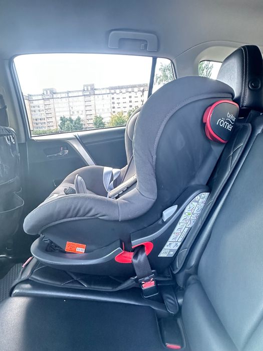 Автокрісло Britax Römer KING II з накидкою