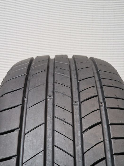 [Como Novos] 4 Pneus 215/65R17 KUMHO
