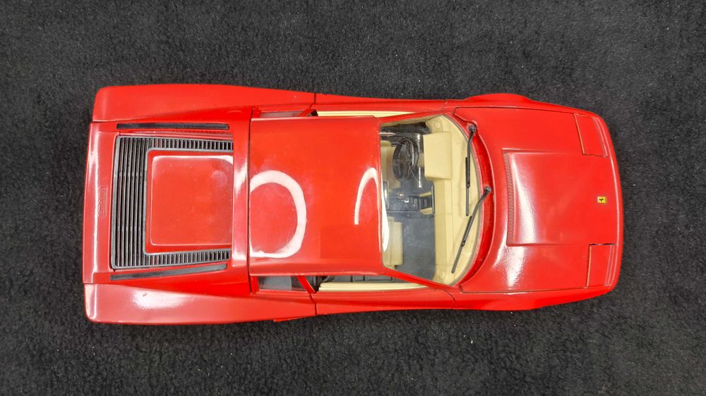 Модель авто 1:18 Ferrari TesteRossa 1984 (Bburago Italy)