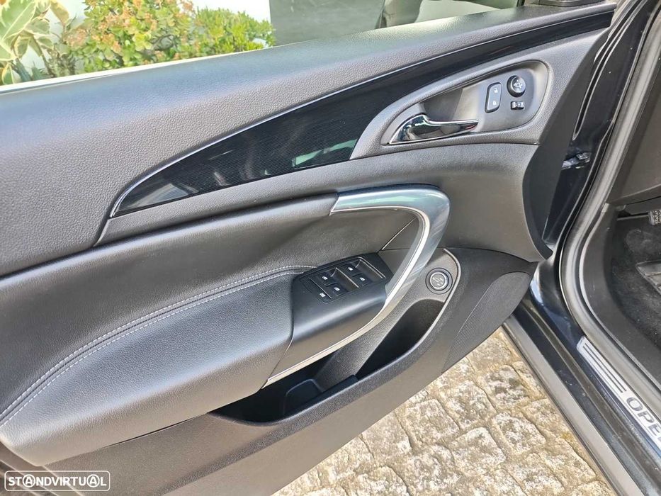 Opel Insignia Sports Tourer 2.0 CDTi Cosmo