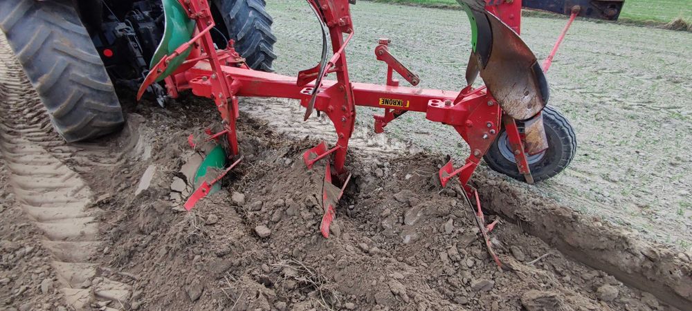 Pług obrotowy 3 skobowy Krone MUSTANG 120/3