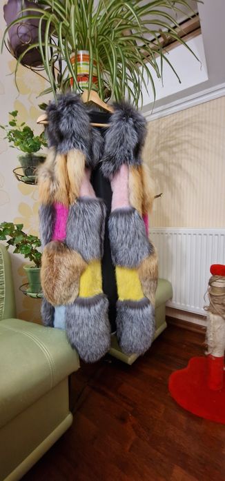 Норкова Кольорова довга жилетка