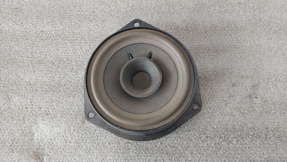 Coluna de som OPEL Corsa E