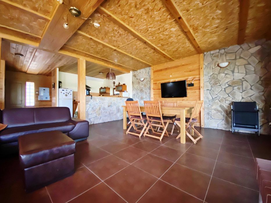 База відпочинку на р. Дніпро в районі с. Розумівка.