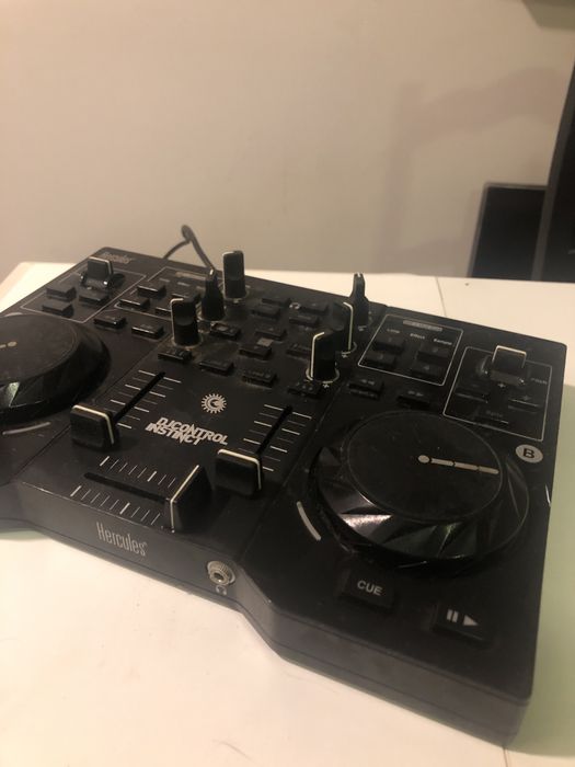 Djcontrol instinct HERCULES