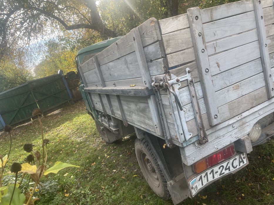 Продам УАЗ 3303.
