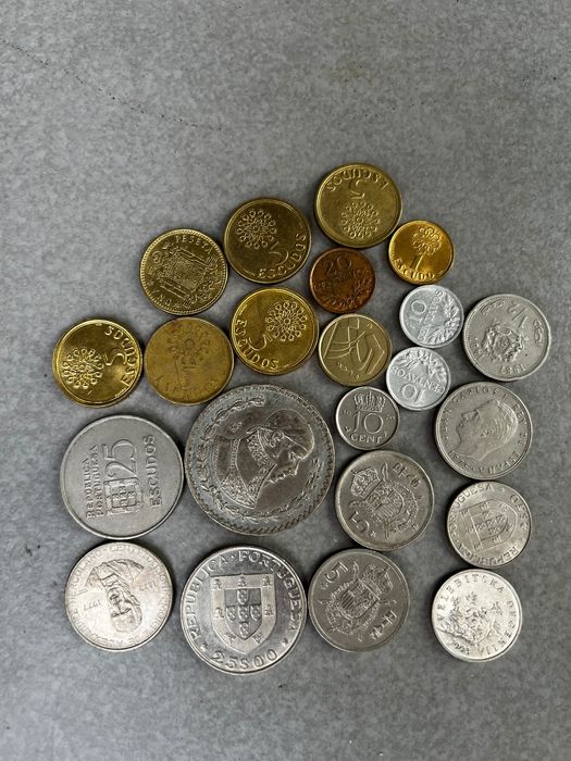 Moedas Escudo para colecionador