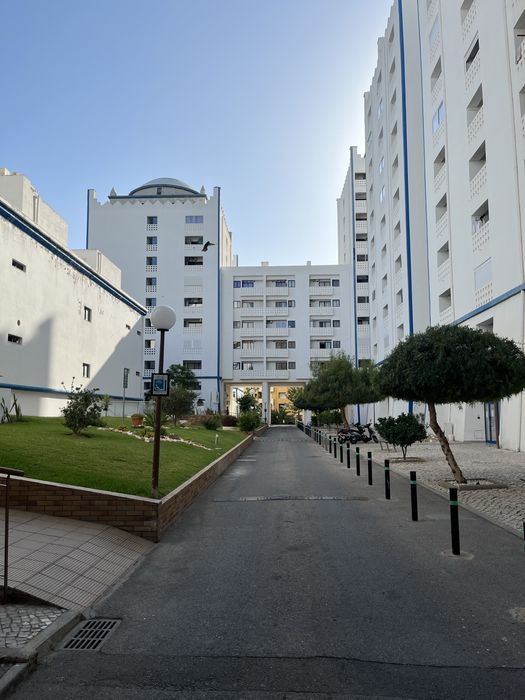 Arrenda-se Apartamento T1+1