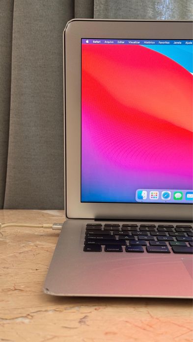 MacBook Air 13" (Mid 2013) Ideal para Estudo e Trabalho