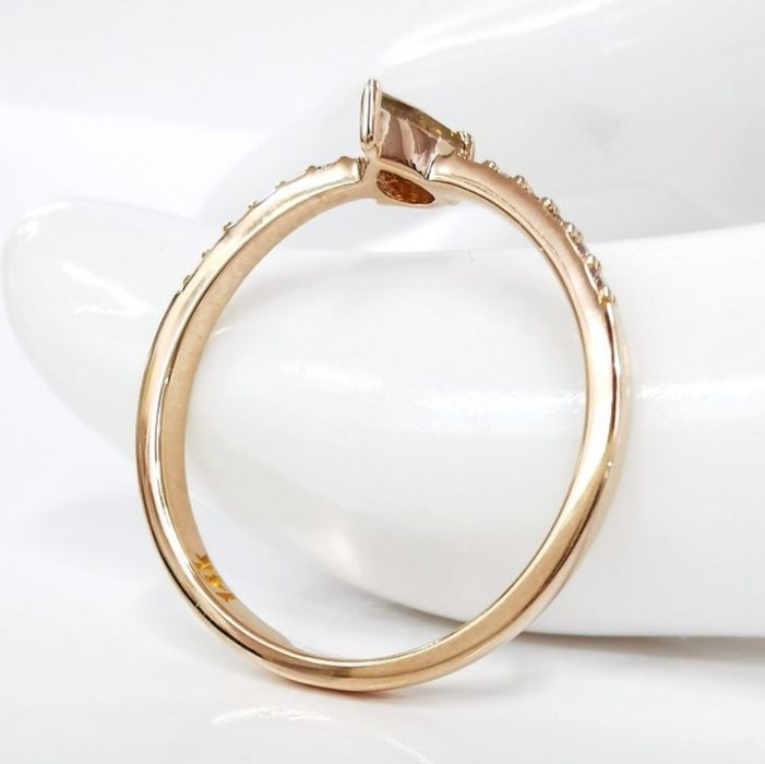 Pierścionek z diamentami