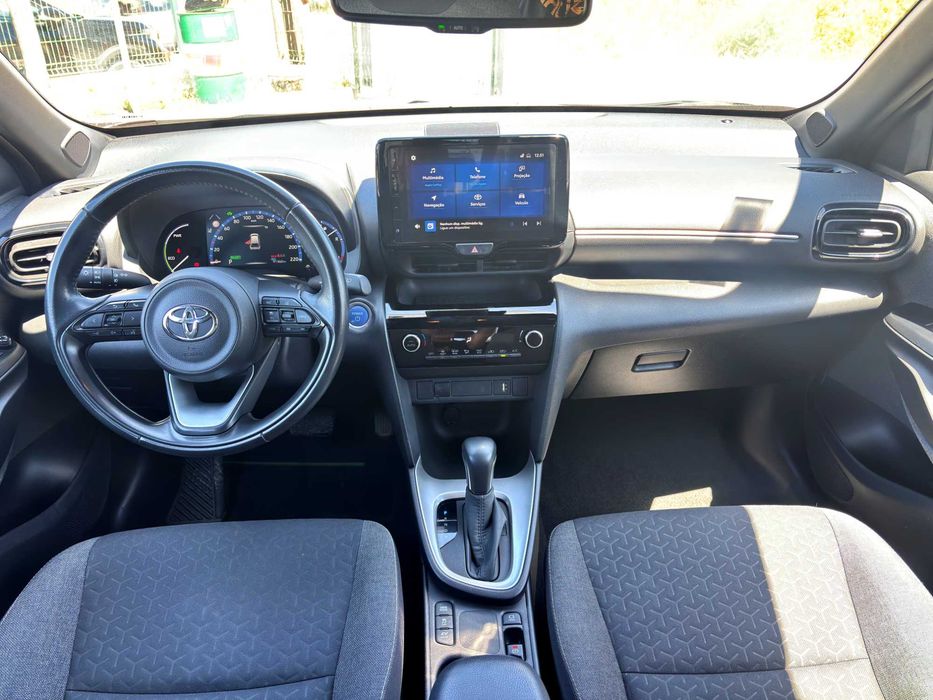 Toyota Yaris Cross 1.5 HDF Square Collection NACIONAL