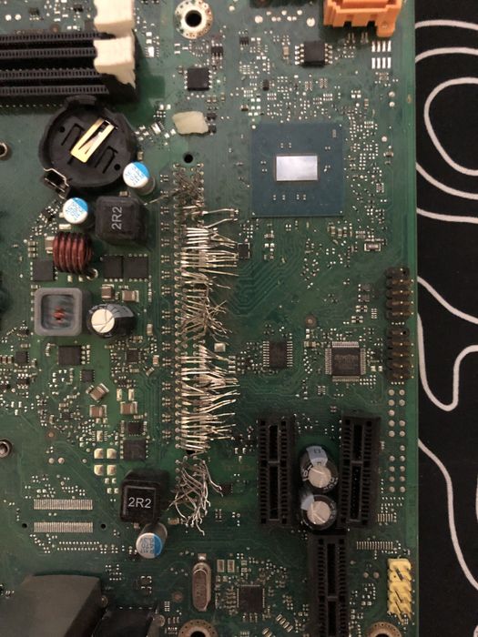 продам материнку  фуджитсу цену предлогайте в лс