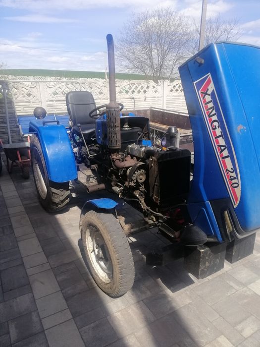 Трактор сінтай 240