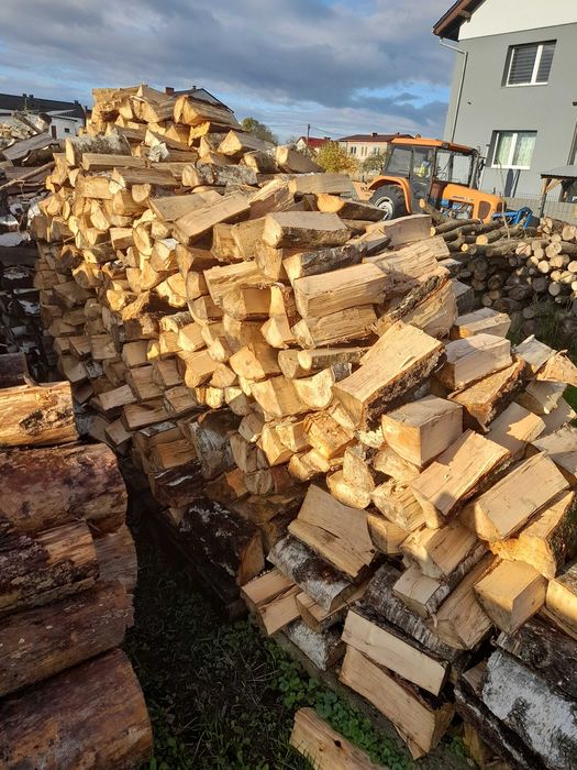 Sprzedam drewno do Wedzenia , kominka , opalowe i na podpalke