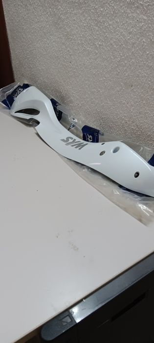 Sym gts  plásticos ano 2009 / 2012 originais espelho esquerdo e outros