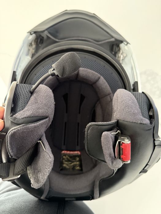 Kask Shoei Neotec II rozmiar M + intercom sena