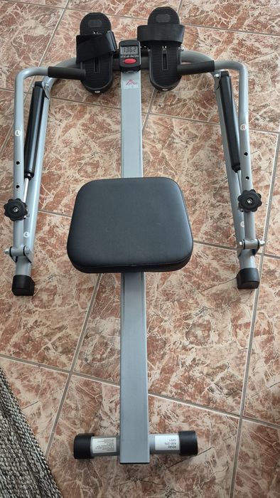 Banco de remo sem uso