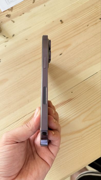 Продам телефон iPhone 14 pro max 256 gb