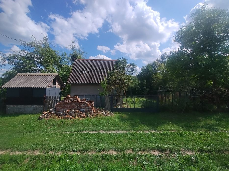 Дача, Малі Грибовичі,  будинок оформлений, 5  соток,  під лісом.