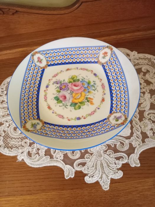 Продам вазу конфетницы бронза фарфор