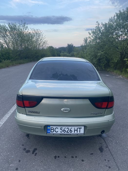 Продам Рено Меган 1 1,6 16v
