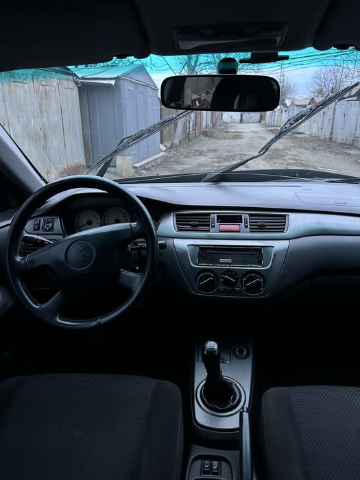 Mitsubishi Lancer 9