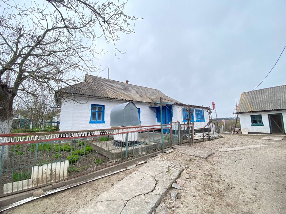 Продаж будинку с Одноріг