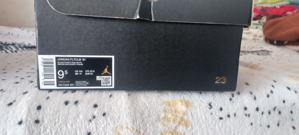 Ténis Jordan 23.