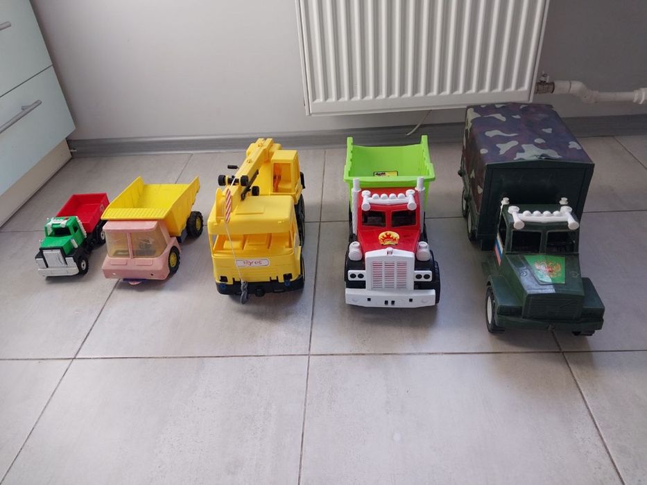 Самосвал игрушка ссср 70-е годы. Пластик и метал.