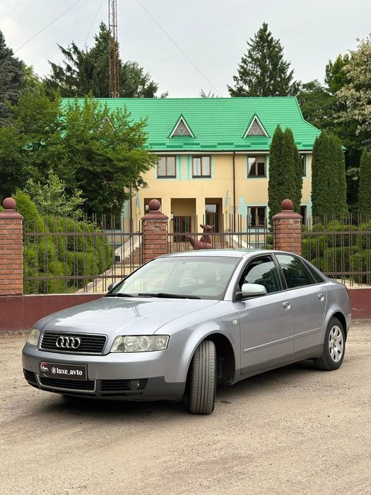 В продажі ауді а4 б6