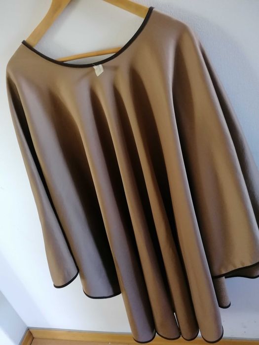 Capa bege qualidade superior