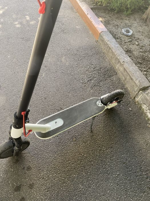 електросамокат MI elektrik