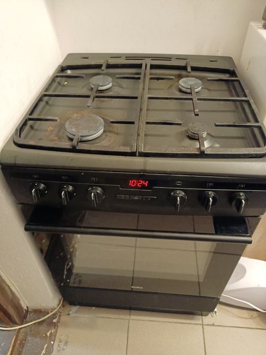 Sprzedam kuchenkę gazową