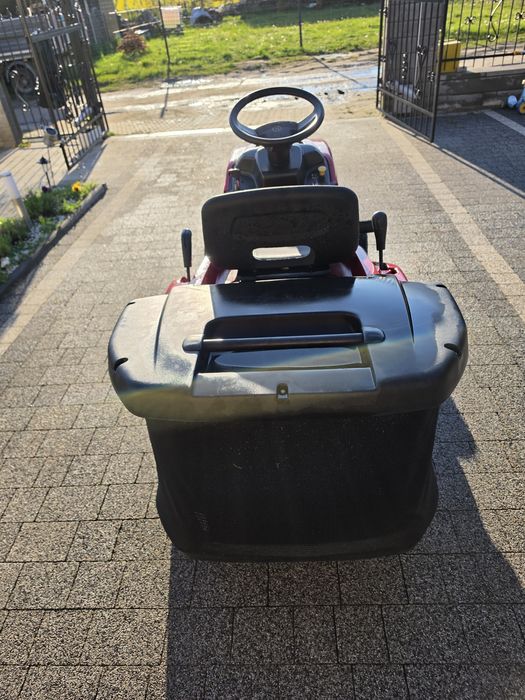 Traktorek Mountfield MTF 84M ST 350 z koszem 200 l 5,8 kW