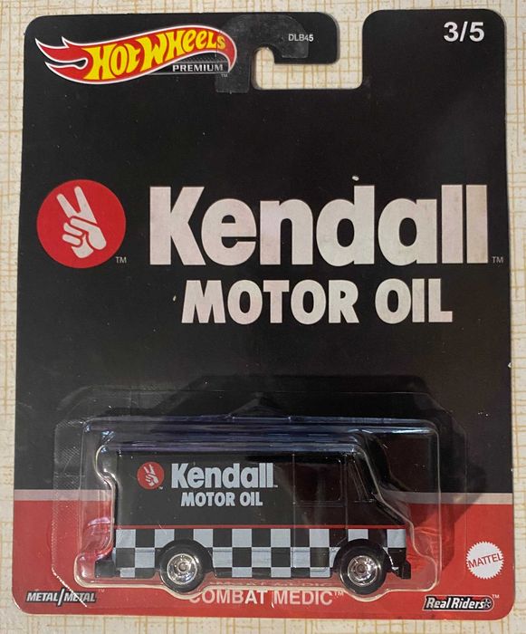Hot Wheels Pop Culture / 2023 / Combat Medic / Kendall Motor Oil