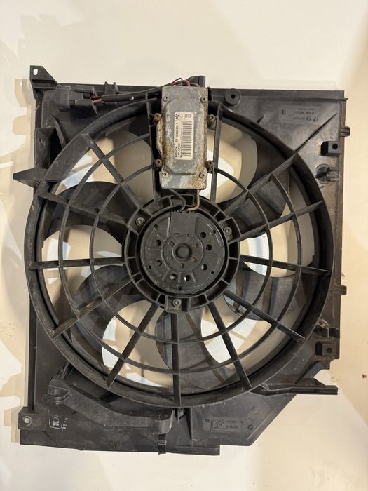 Bmw e46 e39 silnik M54B30 wentylator