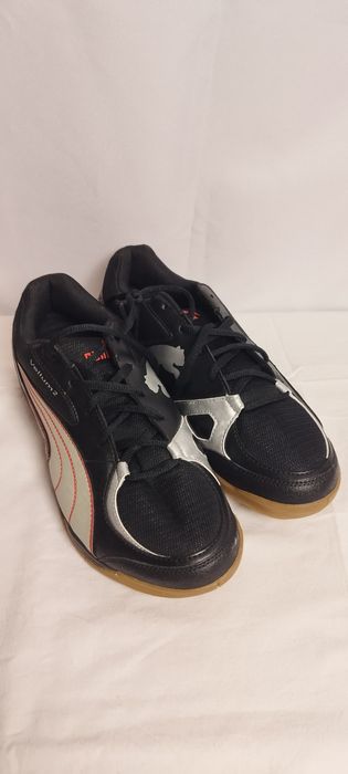 Nowe buty halowe Puma rozmiar 39