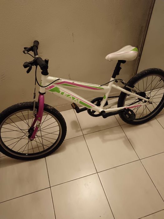 Vendo bicicleta+skate+trotinete para desocupar com pouco uso