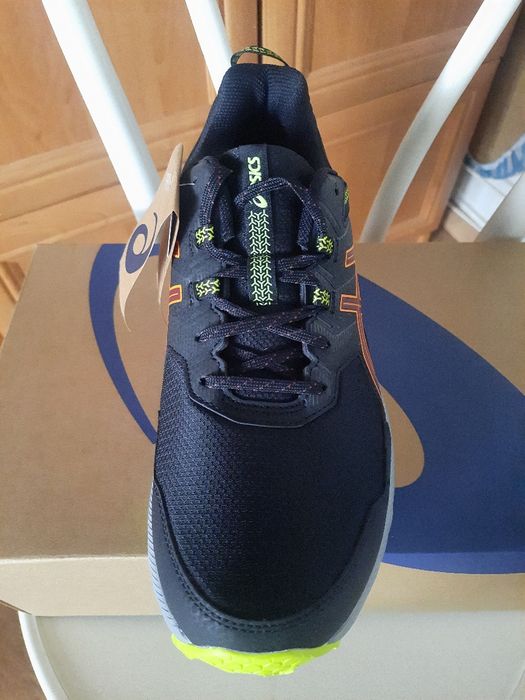 Nowe buty męskie Asics rozmiar 46