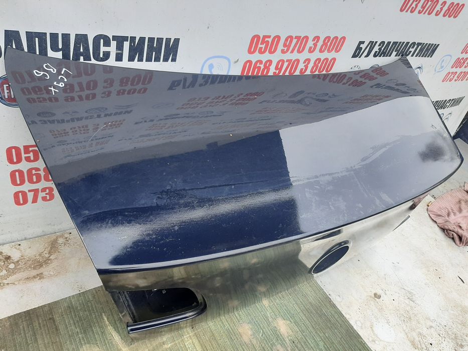 Кришка багажника VW PASSAT B6 седан 2005-2010p чорний металік Lc9x