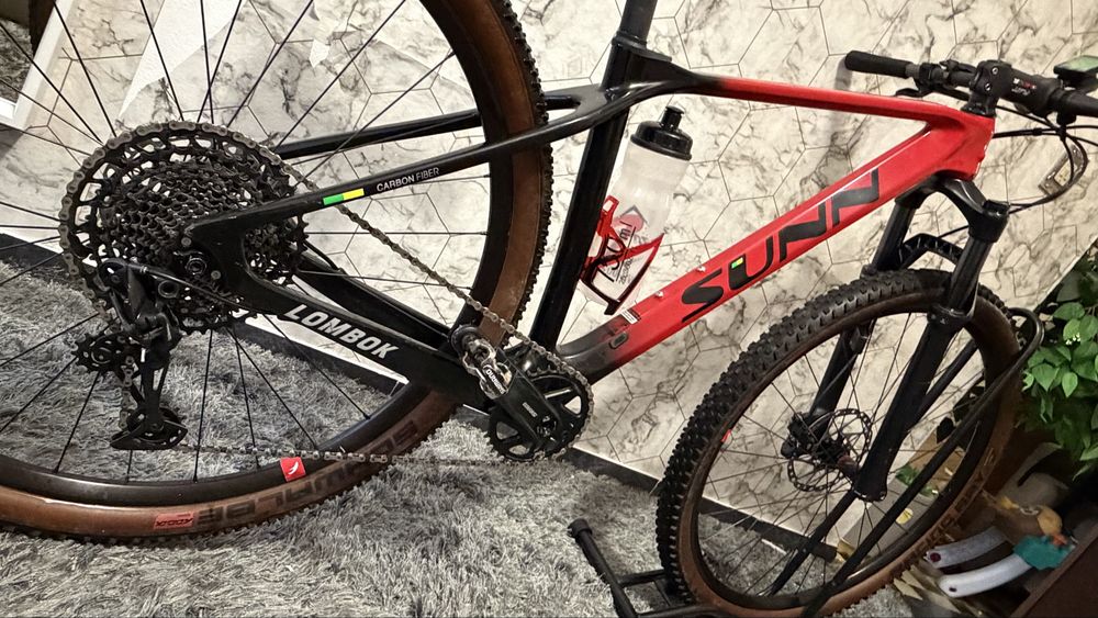 Bicicleta de carbono Sunn Lombok 29" (Tamanho M)