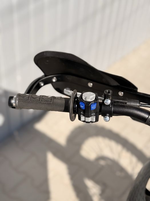 Мотоцикл ESX NB300lite