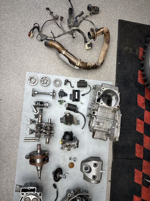Dawca Częsci HONDA CRF450 R 09-13 Cdi Głowica Skrzynia Kartery Sprzęgł