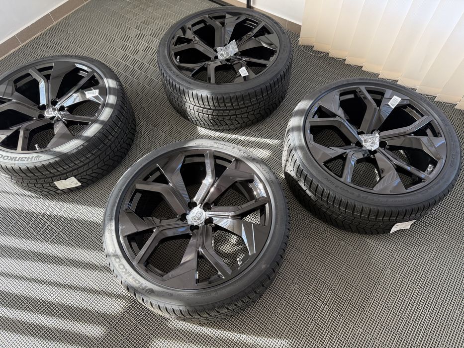 Колеса Audi RSQ8 SQ8 Q8 r23 295/35/23 з гумою