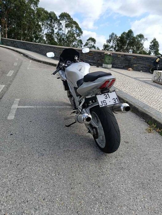 Suzuki SV1000S 2004