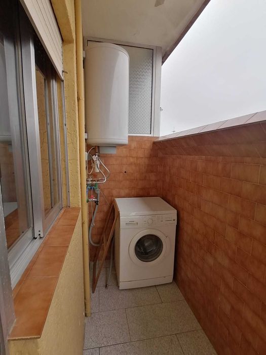 Quarto mobilado