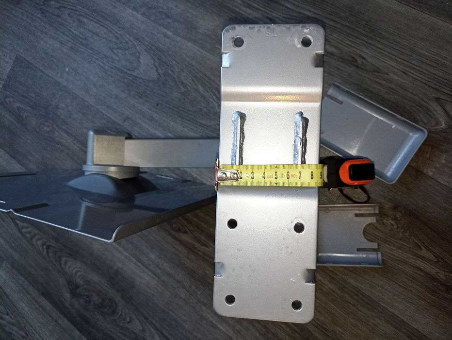 Кронштейн под телевизор