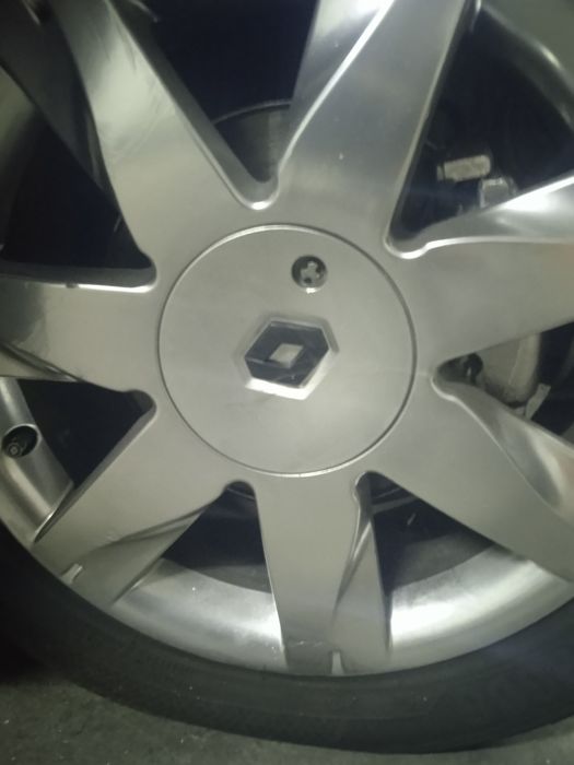 Centros com chave propria renault megane